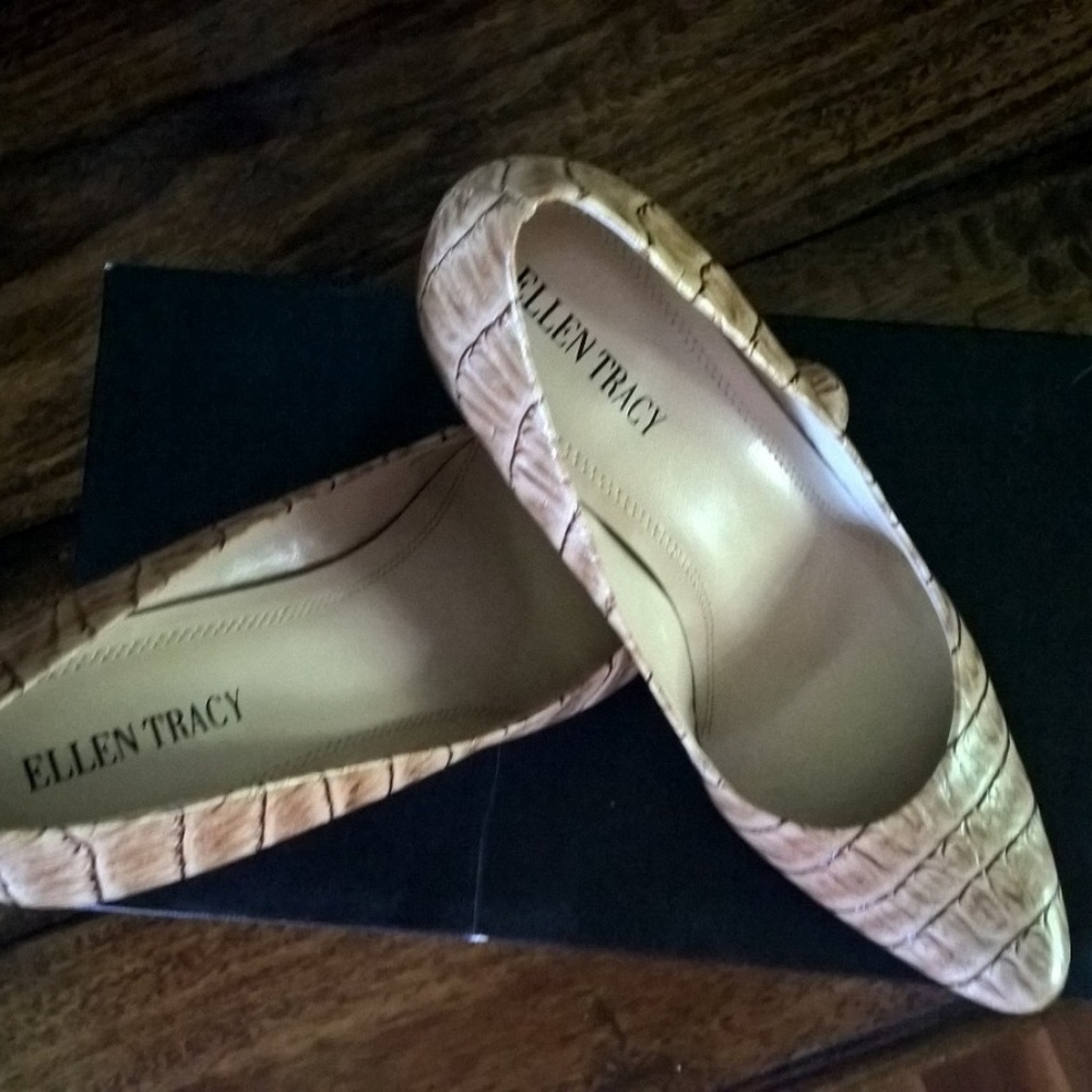 Ellen Tracy Faux Snakeskin - Picture 4 of 5